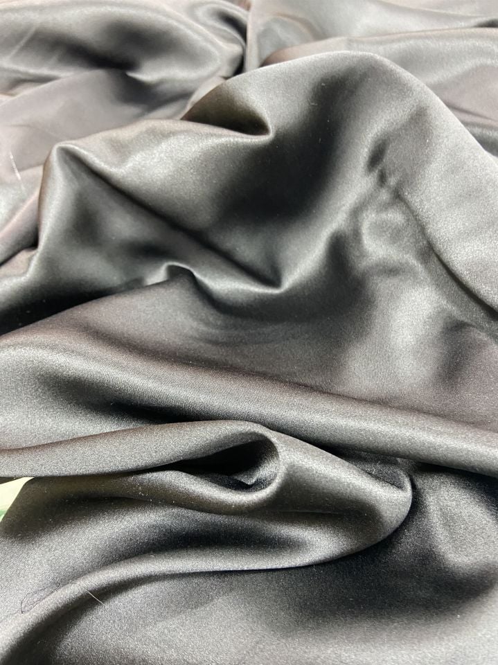 70 Gr İpek Likralı Saten 1 Metre Siyah Kumaş (col-30)