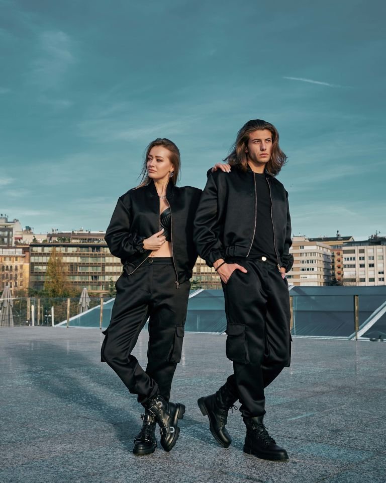 Белая куртка-бомбер с вышивкой Dolce Black S