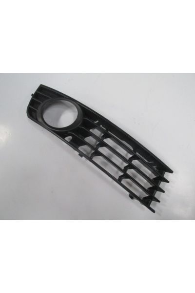 Audi A4 02/05 Sis Lamba Kapağı Sağ Sis Delikli (Tw)