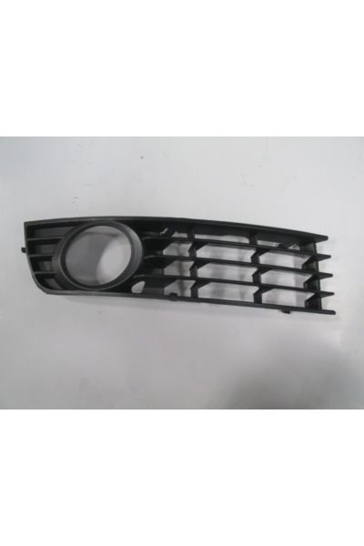 Audi A4 02/05 Sis Lamba Kapağı Sağ Sis Delikli (Tw)