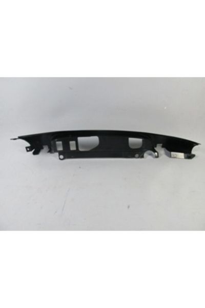 Fıat Doblo- 06/10; Stop Dış Bakaliti Sağ (KÖŞE PLASTİĞİ) (STOP ÇERÇEVESİ)(ÇİFT KAPI) 735417808