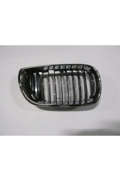 Bmw 3 Serı- E46- Sd- 02/05; Ön Panjur Sağ Siyah/nikelaj Çerçeveli (TYG) 51137030546