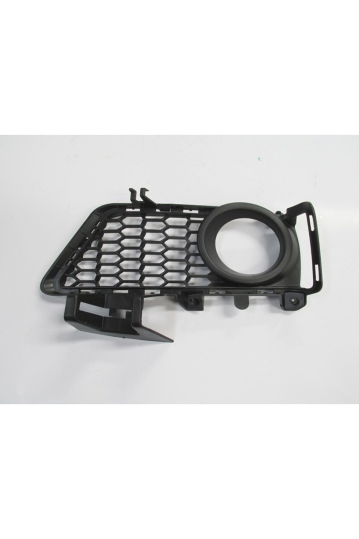 BMW 3 SERI- F30- 12/14; SİS LAMBA KAPAĞI SAĞ SİS DELİKLİ (M PAKET) (TW)