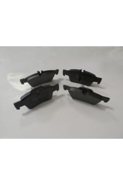 Mercedes E Class- W212- 10/12; Arka Fren Balatası (140,2X57,4X15,7/141,4X59,4X15,7) A0044204420