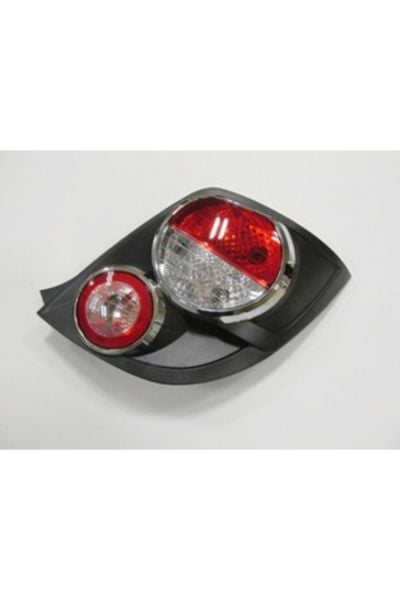 Chevrolet Aveo- Hb- 11/13; Stop Lambası Sağ Kırmızı/beyaz (NİKELAJ ÇERÇEVELİ) (ELLA) 96831068