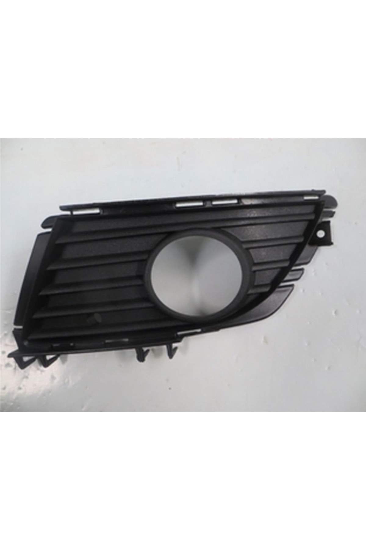 Opel Corsa- C- 04/06 Sis Lamba Kapağı Sol Siyah (DELİKLİ) 1400299