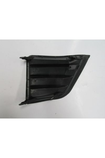 Toyota Corolla Nde180 13/16 Sis Lamba Kapağı Sağ Siyah (Sis Deliksiz) (Tw)