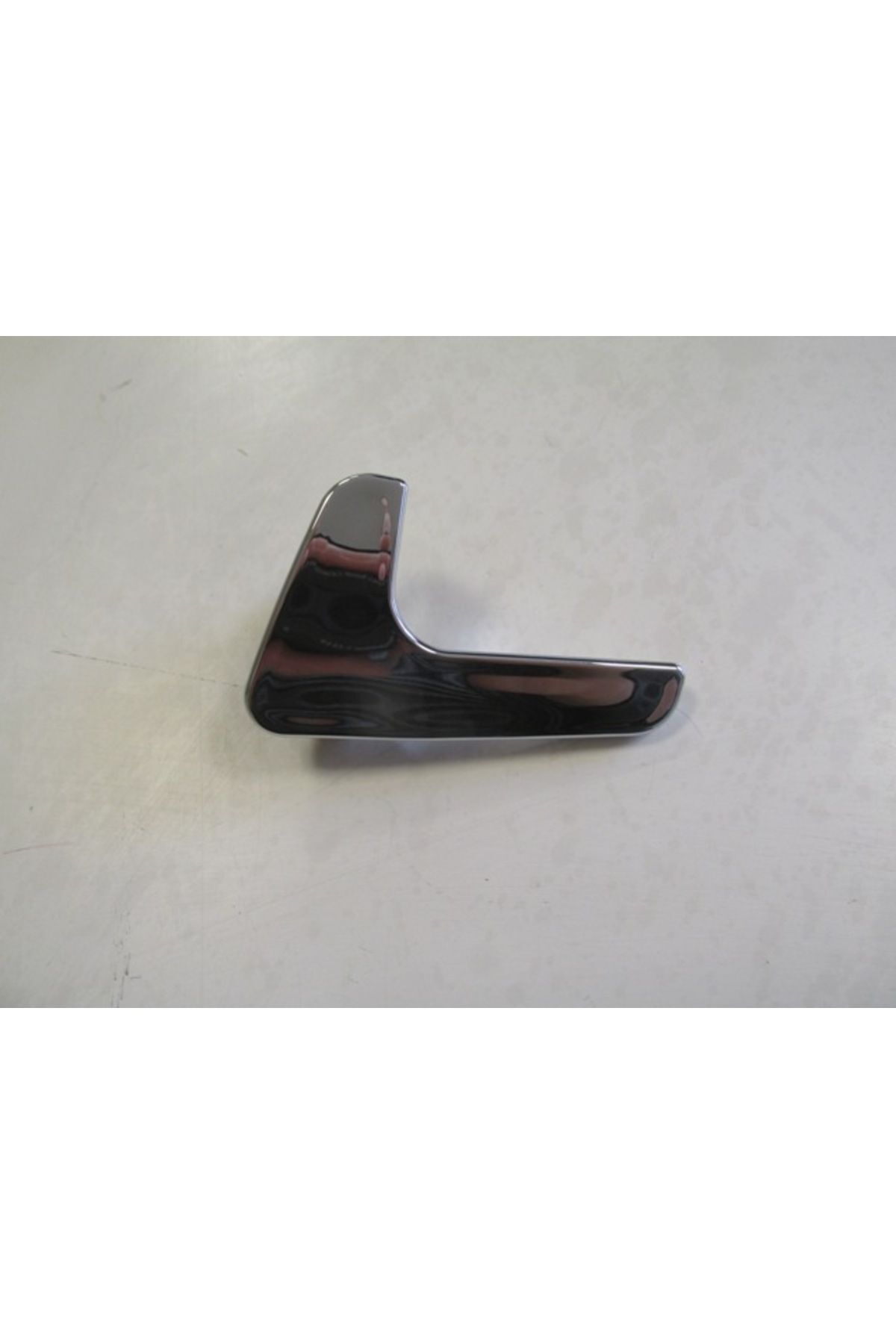 Seat Ibıza- 00/01; Arka Kapı Iç Açma Kolu Elceği (KULBU) Sol Nikelajlı 6k0837113