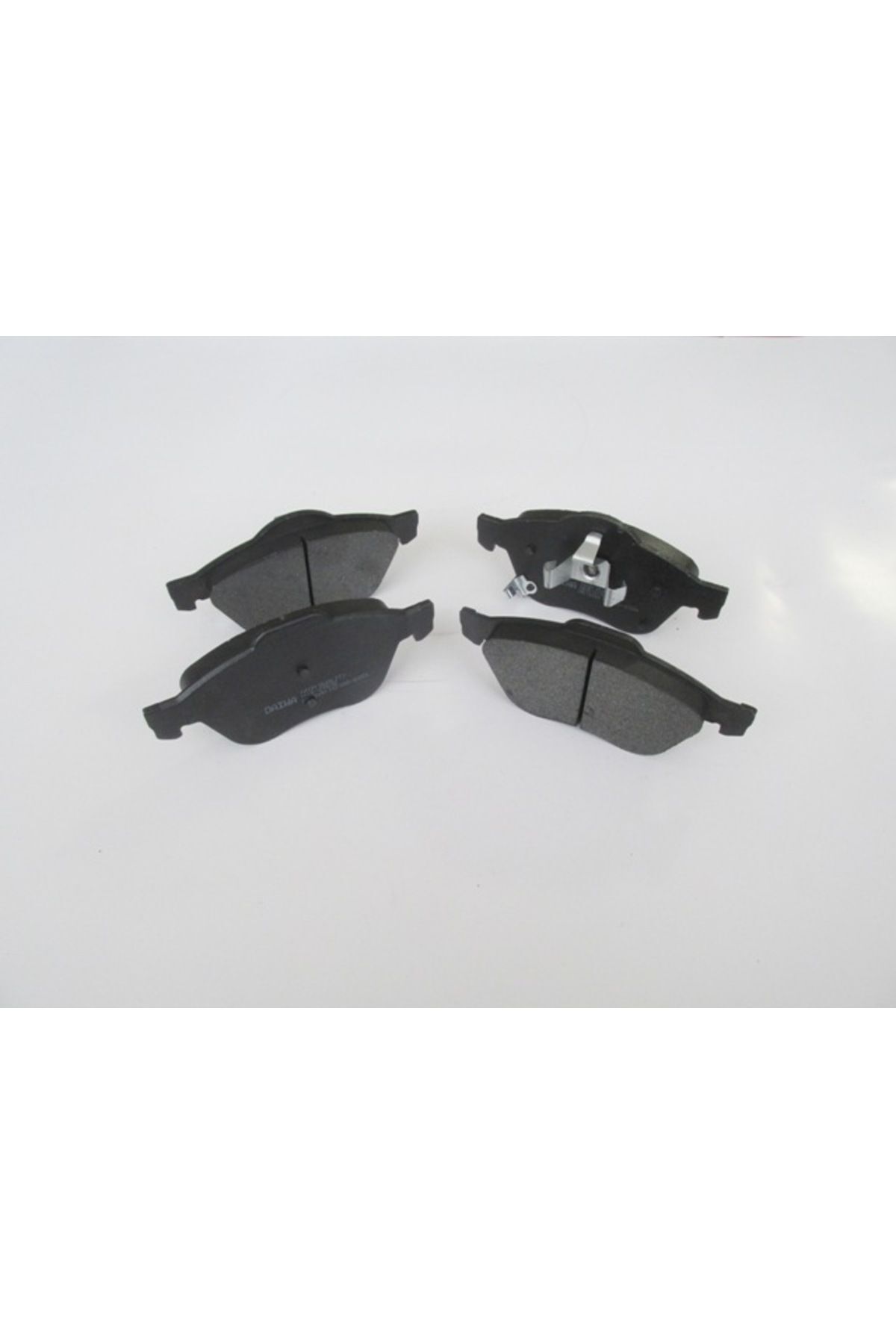 Toyota Avensıs-98/00; Ön Fren Balatası 1,6/1,8/2,0 Disk)(155x71,1x17,5/15;6,4x68,4x17,5 04465-05080