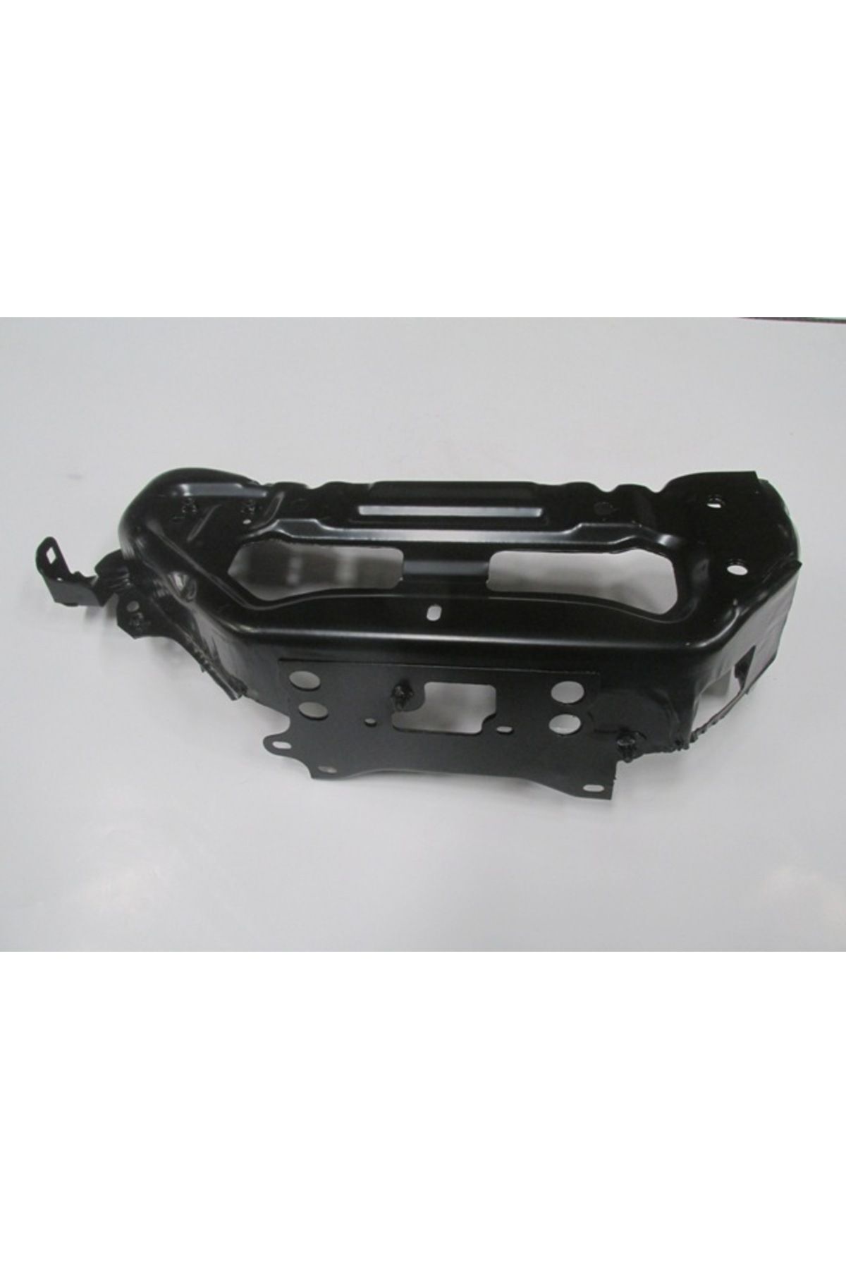 Toyota Yarıs- 11/16; Far Yuva Sacı Sol (TW) 53202-52906