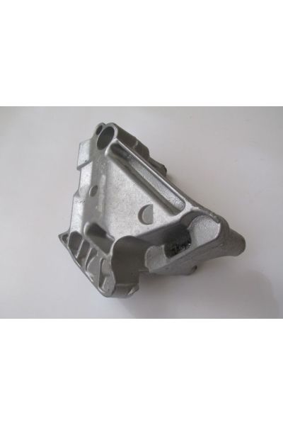 OEM NO 04L199207 UYUMLU VOLKSWAGEN TIGUAN 12/15 MOTOR BAĞLANTI BRAKETİ 2.0 TDI (TAKOZ) (ALÜMİNYUM)