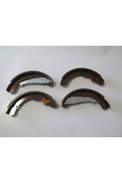 VOLKSWAGEN CADDY- 96/03; ARKA FREN PABUCU (114,3X31) (BRAMAX) 1J0698525