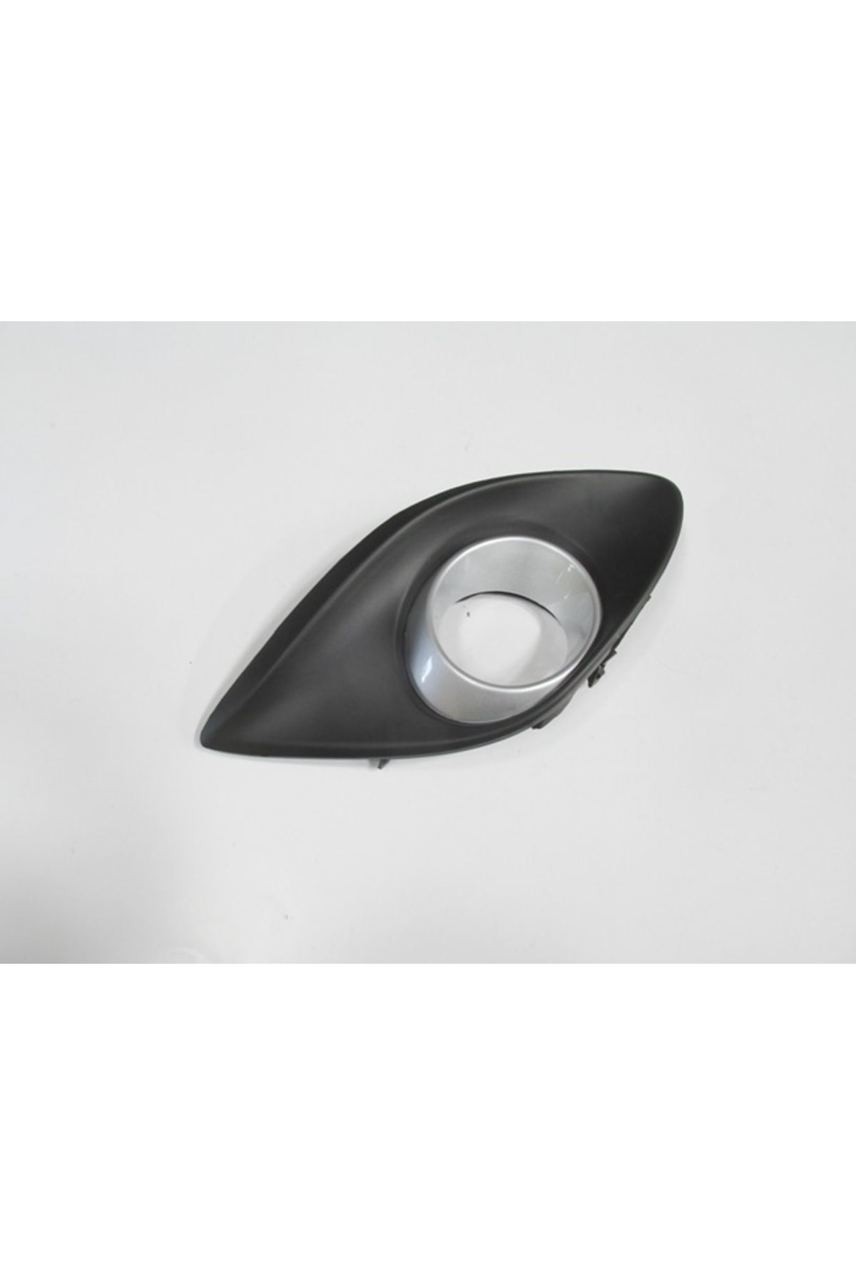 Mazda 2 Hb 12/14 Sis Lamba Kapağı Sağ Sis Delikli/çerçevesi Gümüş Gri (Tyg)