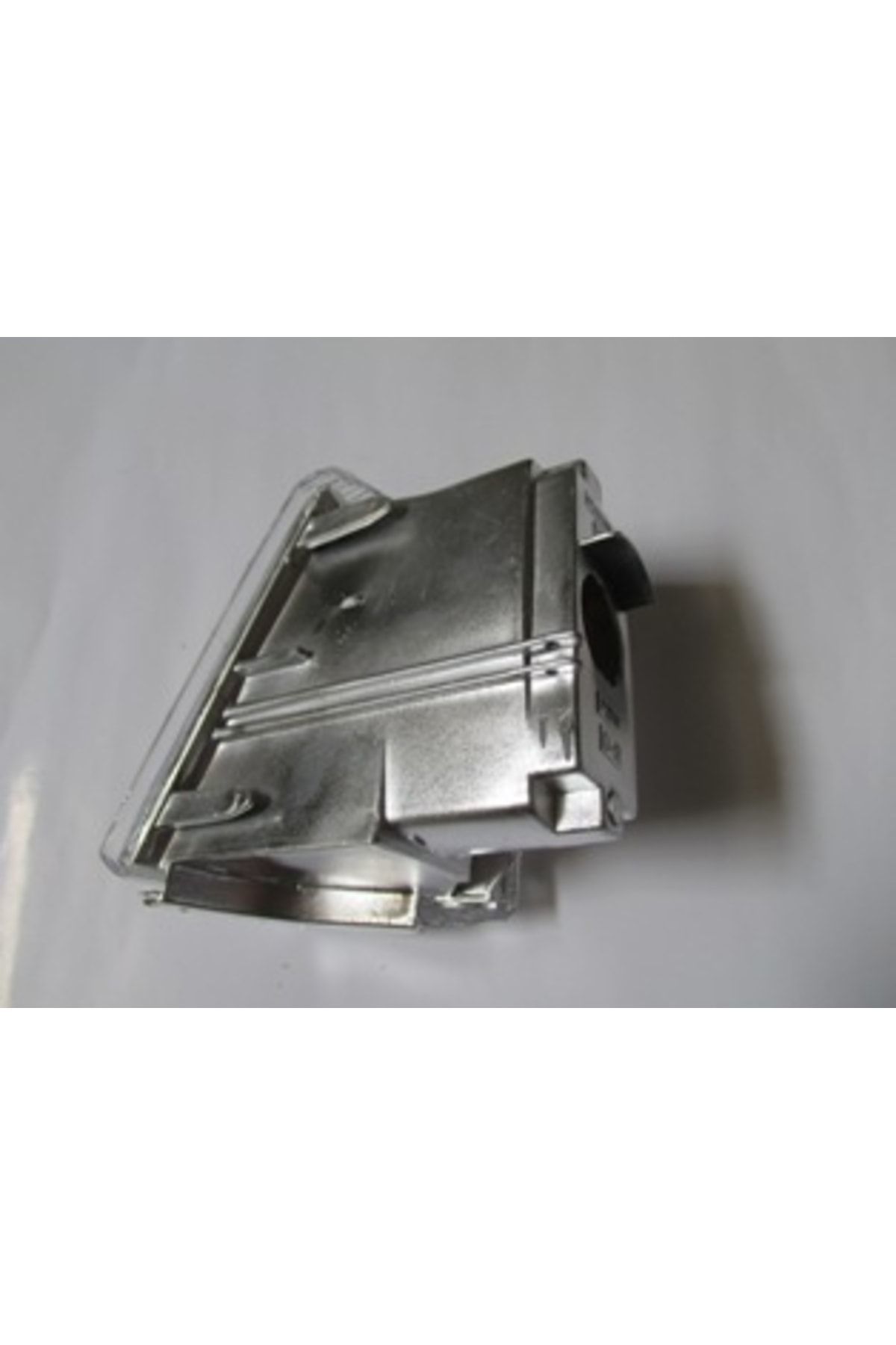 Renault R9- Faırway- 93/94; Ön Sinyal Sağ Beyaz Duysuz (PLEKSAN) 7702202873