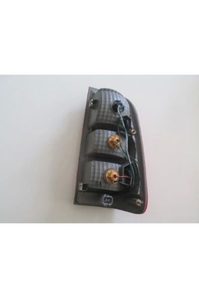 Toyota Hılux- Pıck Up Vıgo- 05/11; Stop Lambası Sol Kırmızı/sarı/beyaz (DUYLU) (CASP)(E MARKLI)