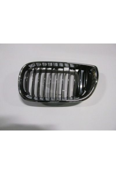 Bmw 3 Serı- E46- Sd- 02/05; Ön Panjur Sol Siyah/nikelaj Çerçeveli (tyg)