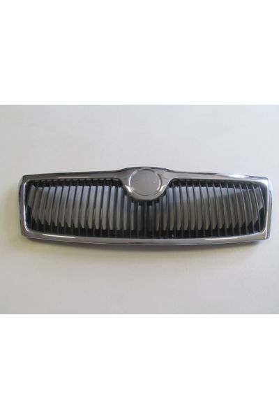 Skoda Octavia 05/09 Ön Panjur (İç Petekleri Siyah/nikelaj Çerçeveli)