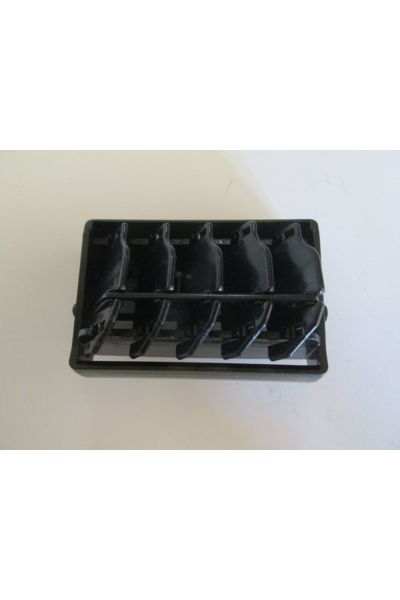 Fıat Albea- 05/13; Ön Göğüs Orta Üfleme Peteği Sağ/sol Aynı (ADET) (DİFİZÖR) 735360390