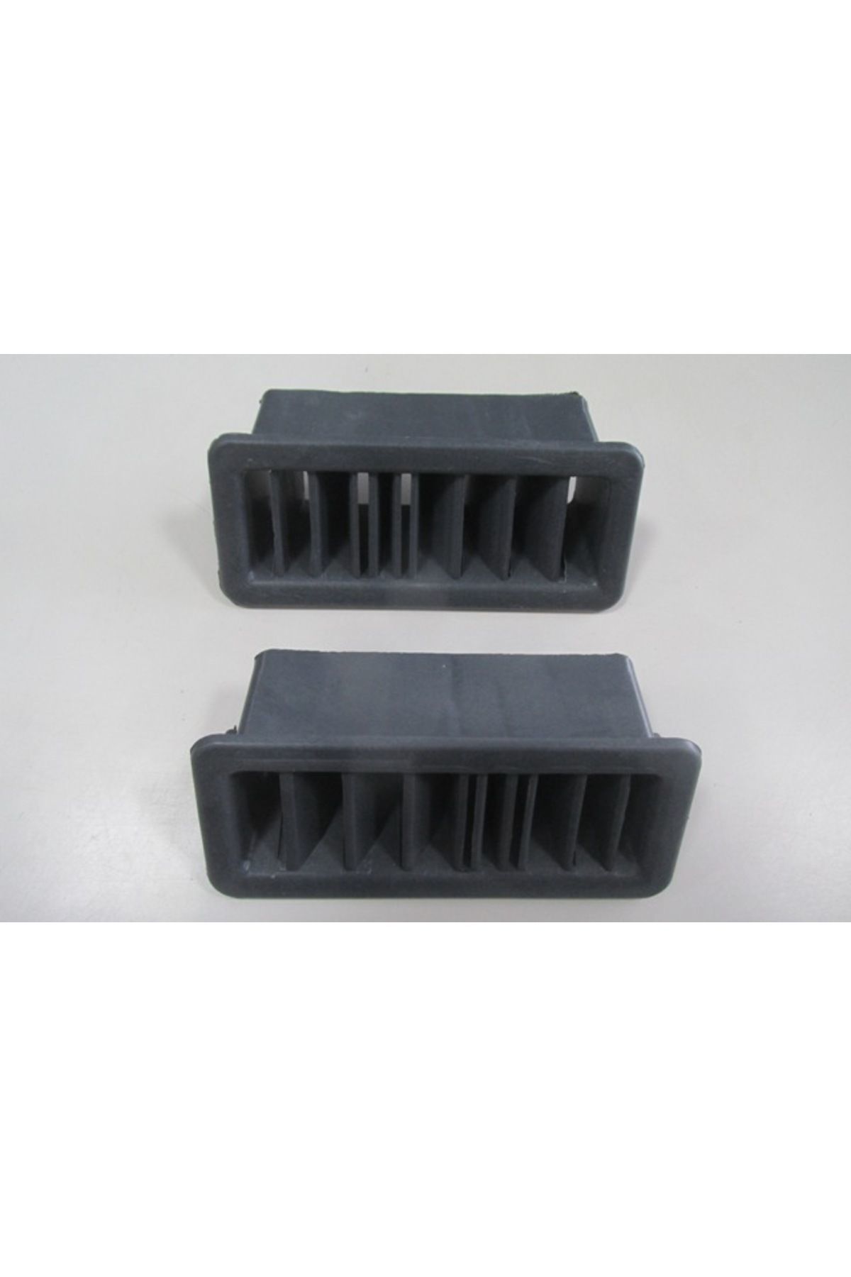 Volkswagen Transporter T4 96/01 Ön Göğüs Cam Havalandırma Izgarası Sağ/sol Set (2 Parça)