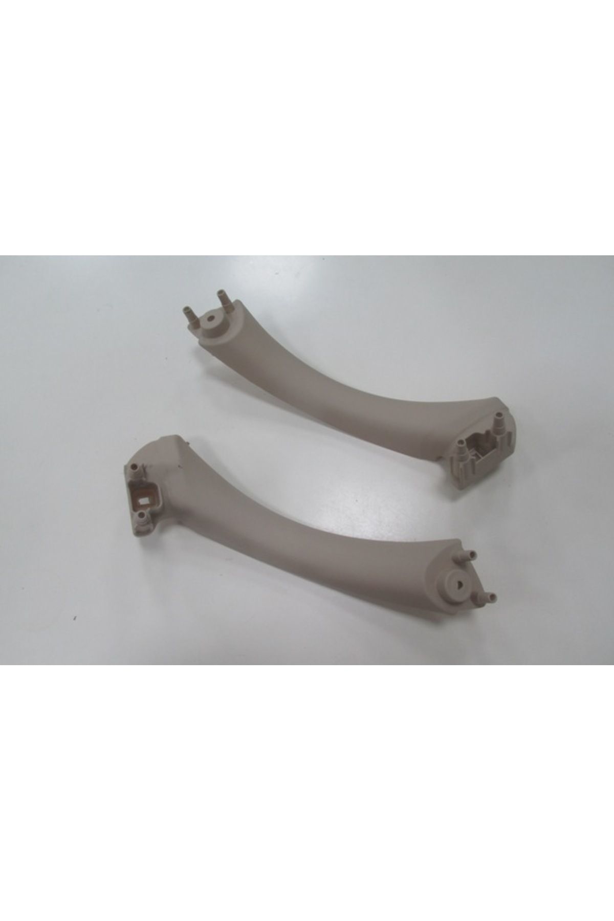 BMW 3 SERI- E90- 05/11; ÖN KAPI İÇ ÇEKME KOLU SAĞ/SOL SET (2 PARÇA) BEJ