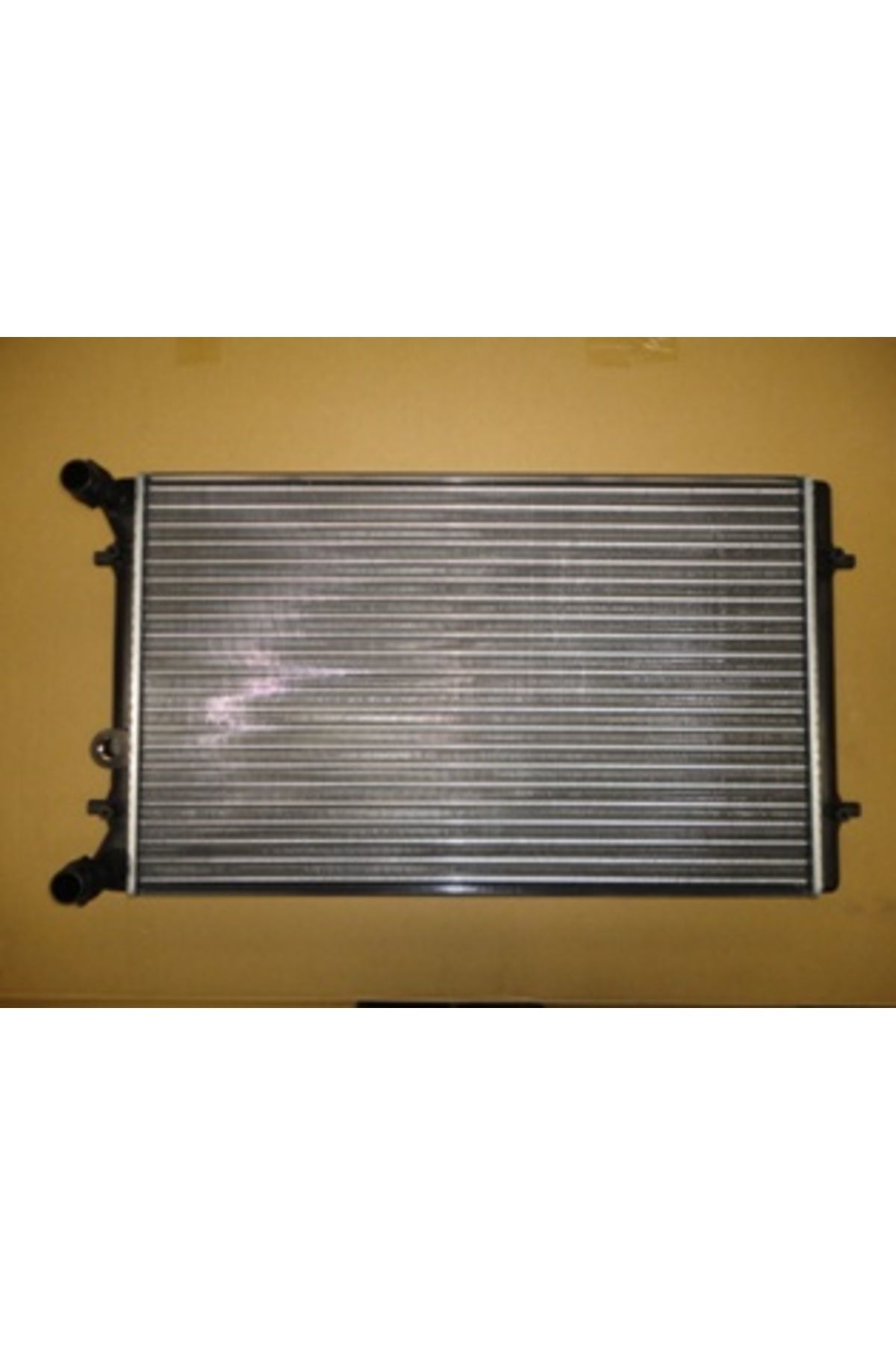 Volkswagen Golf 4 98/04 Su Radyatörü 1.6/1.8/1.9 Tdı (Brazing) (647x388x22)(manuel)alm(oris)