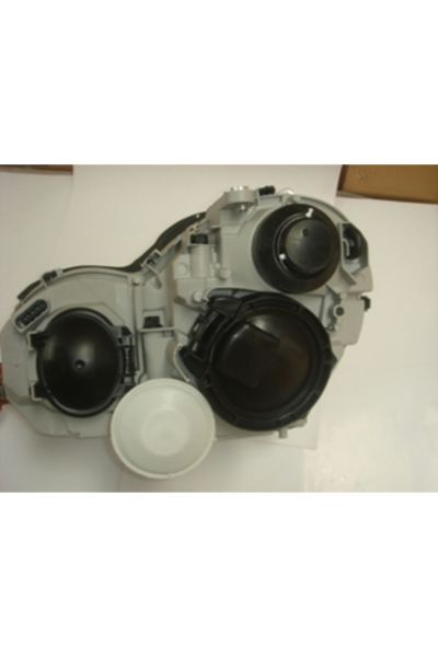 Mercedes C Class-w203-03/07;far Lambası Sağ Vakum Ayarlı/merceksiz/şeffaf Cam/5pinli A2038203261