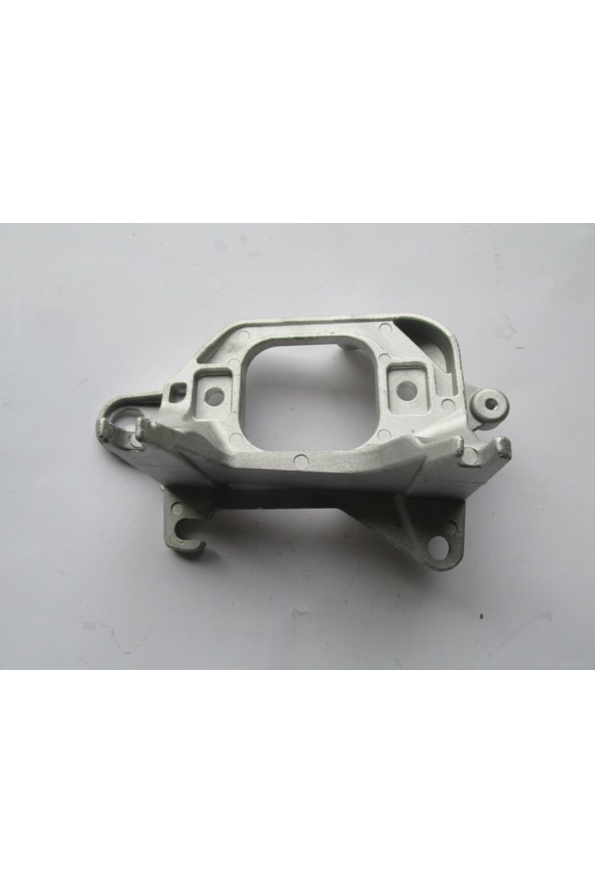 Renault Megane 4 Sd 21/24 Uyumlu Motor Takozu Bağlantı Braketi (Alüminyum)