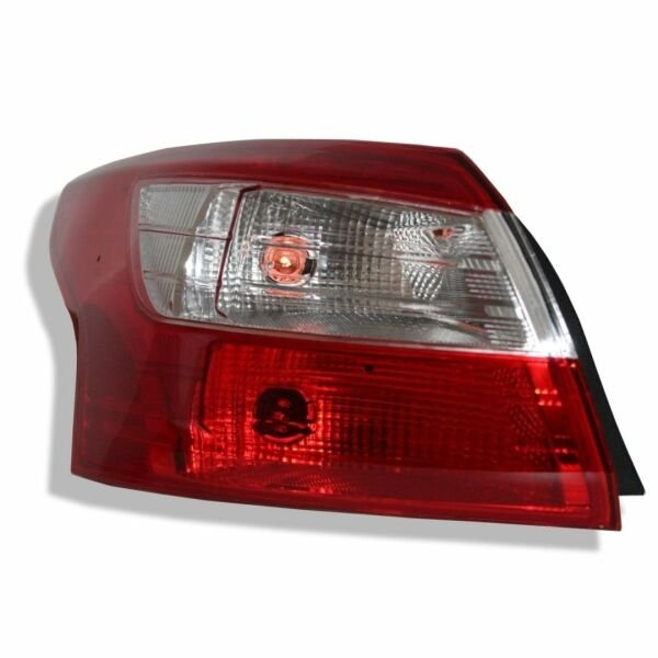 Ford Focus 2011-2015 Sedan Sol Dış Stop Lambası