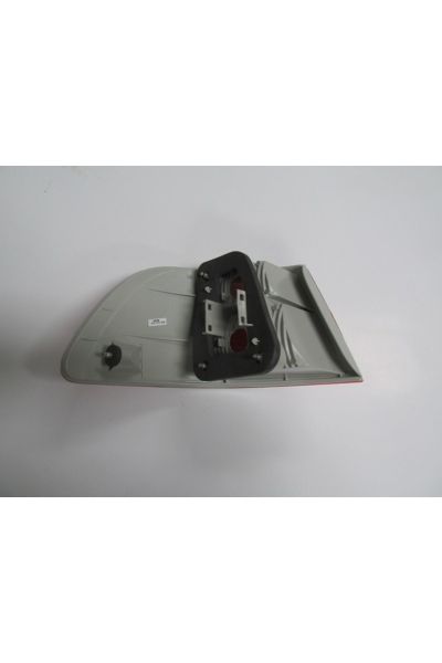 Fiat Albea 07/13 Dış Stop Lambası Sağ Kırmızı (Duysuz) (Mars)