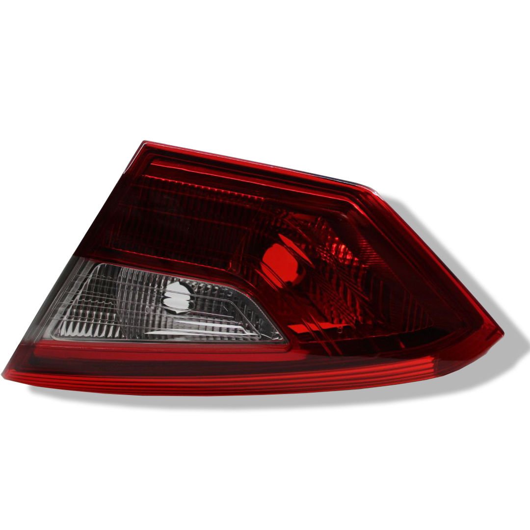 Ford Focus Sedan 2011-2015 Sağ İç Stop Lambası