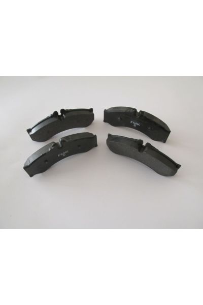Mercedes Sprınter- 00/07; Ön Fren Balatası (KABLOSUZ)(DİSK)(164,2X72X19,5) (FMK) A0044201520