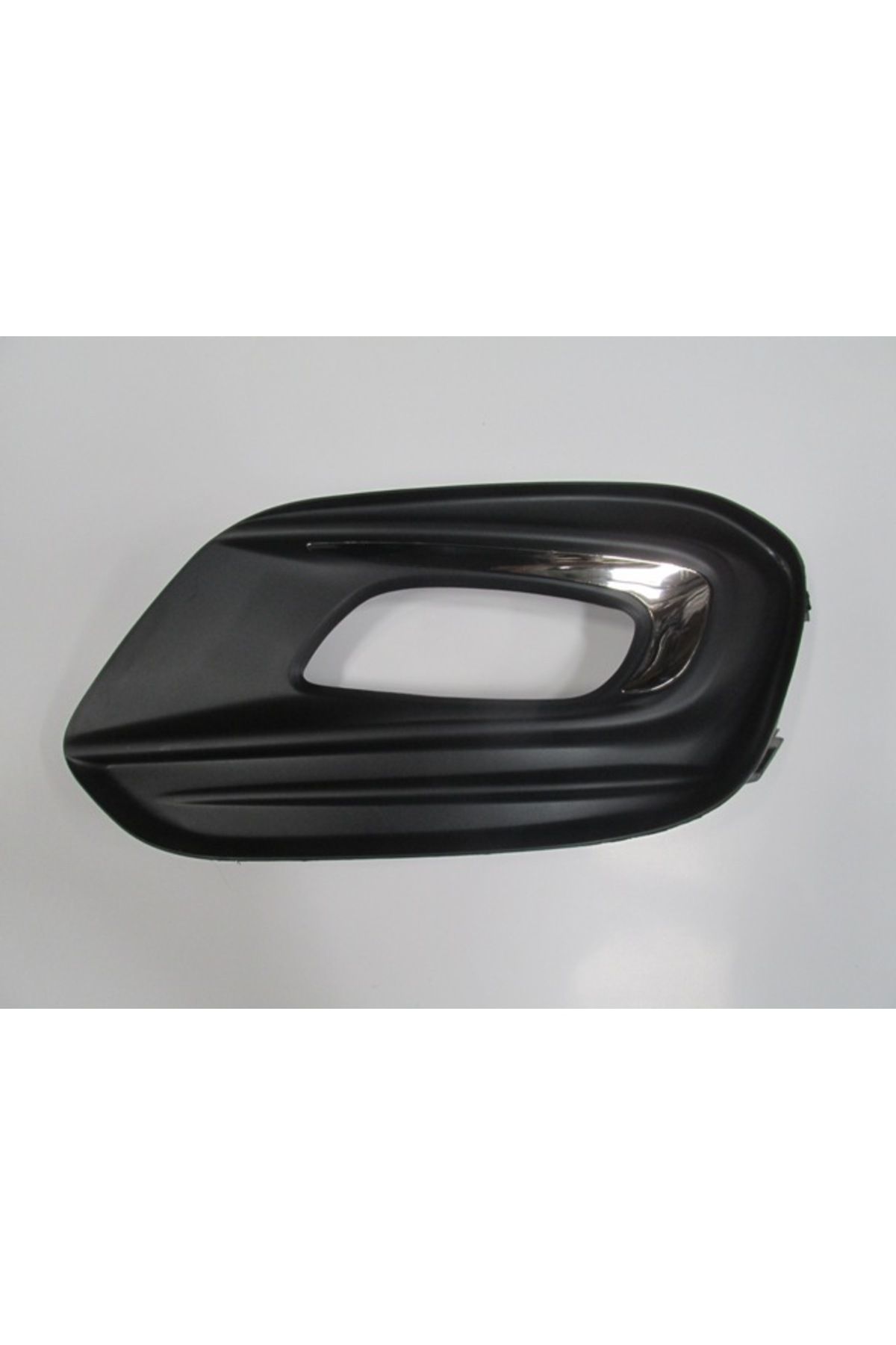 Fiat Egea Sd/hb/sw 15/20 Sis Lamba Kapağı Sol Sis Delikli Nikelajlı