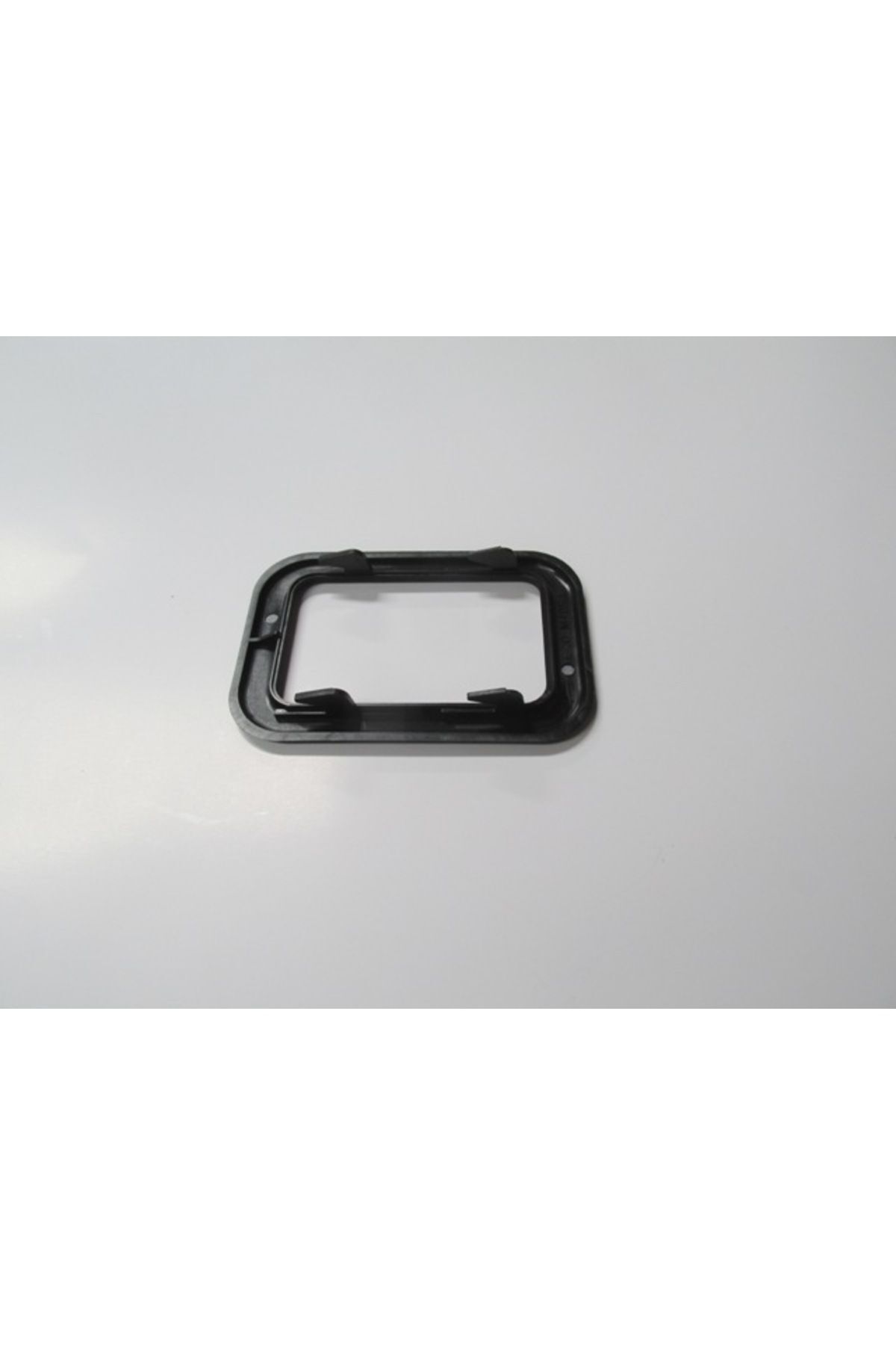 Bmw 3 Serı- E30- 84/91; Ön/arka Kapı Iç Açma Kolu Çerçevesi Siyah Sağ/sol Aynı (ADET) 51211876043