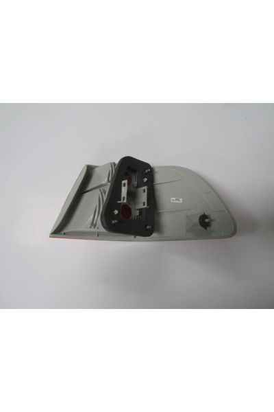 Fiat Albea 07/13 Dış Stop Lambası Sol Kırmızı (Duysuz) (Mars)