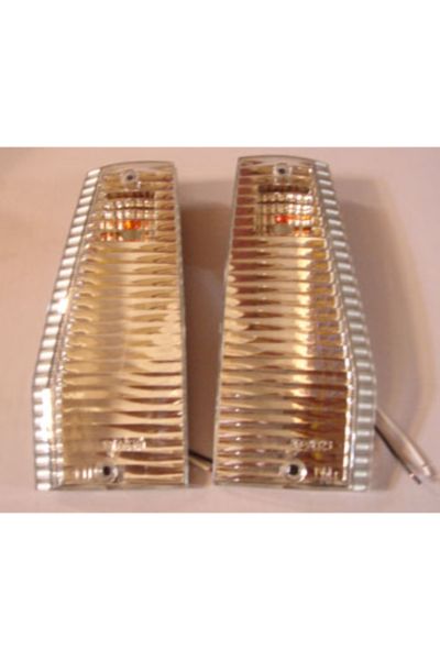 JEEP CHEROKEE- GRAND- 96/98; ÇAMURLUK SİNYALİ SAĞ/SOL SET 2 PARÇA BEYAZ (TYC) (Oem No: 5303-1121) T