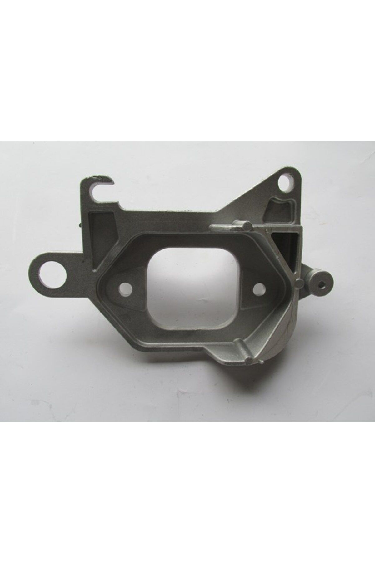 Renault Talısman- 16/20; Motor Takozu Bağlantı Braketi (ALÜMİNYUM) 112221641r
