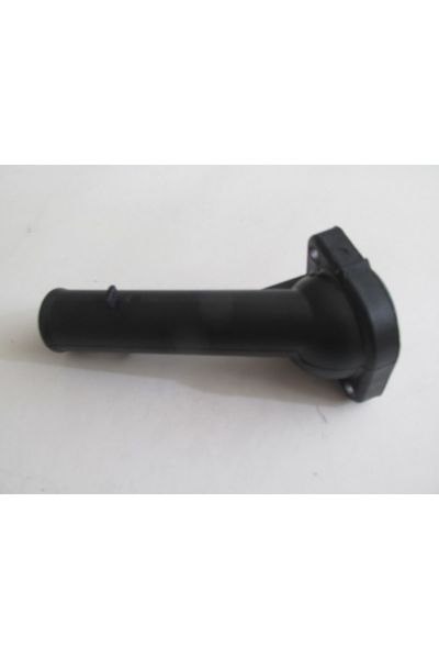 Toyota Carina 97/98 Termostat Üst Kapağı (Plastik)