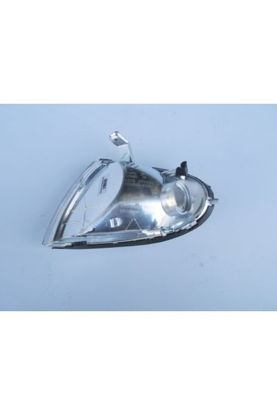 Hyundai Accent 98/00 Ön Sinyal Sağ Beyaz (Mars)