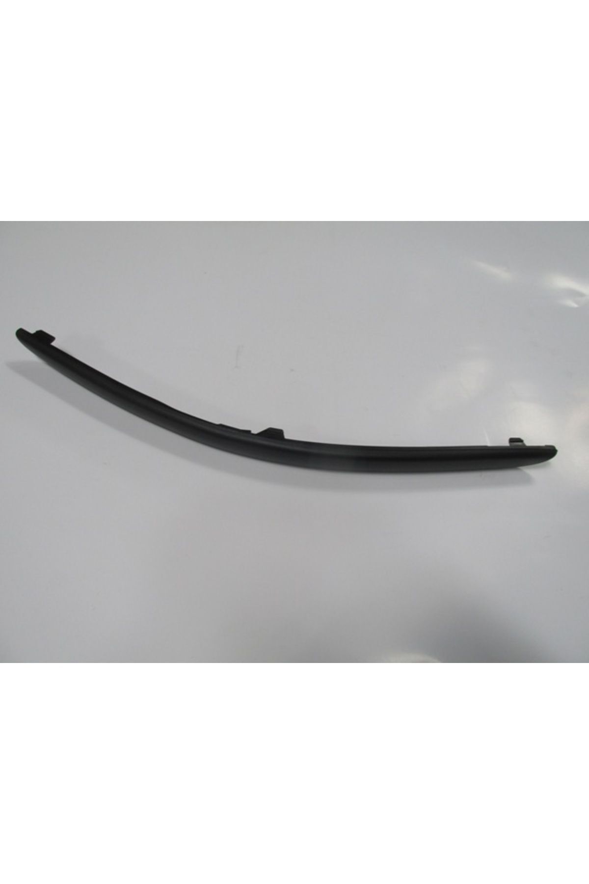 Focus- Sd/hb- 02/05; Ön Tampon Bandı Sol Siyah (TÜV) (EUROBUMP) 2m5117e908ac