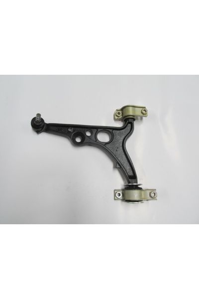 Fıat Tıpo- 93/00; Ön Alt Tabla Sol Rotilli/burçlu (SALINCAK) (15MM) (SH) 46407372