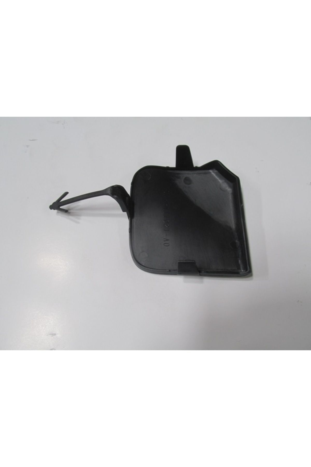 Renault Captur 13/17 Ön Tampon Çeki Demiri Kapağı (Tw)
