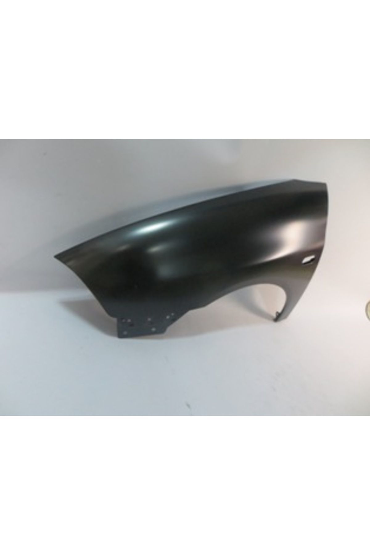 Seat Cordoba 02/09 Ön Çamurluk Delikli Sol (Tyg)
