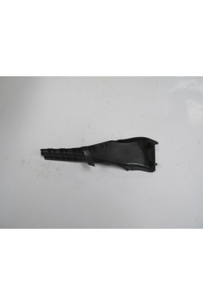 Nıssan Pıck Up- Navara- 16/22; Ön Çamurluk Arka Plastik Kaplaması Sağ (ORİJİNAL) 63820-4jg0g