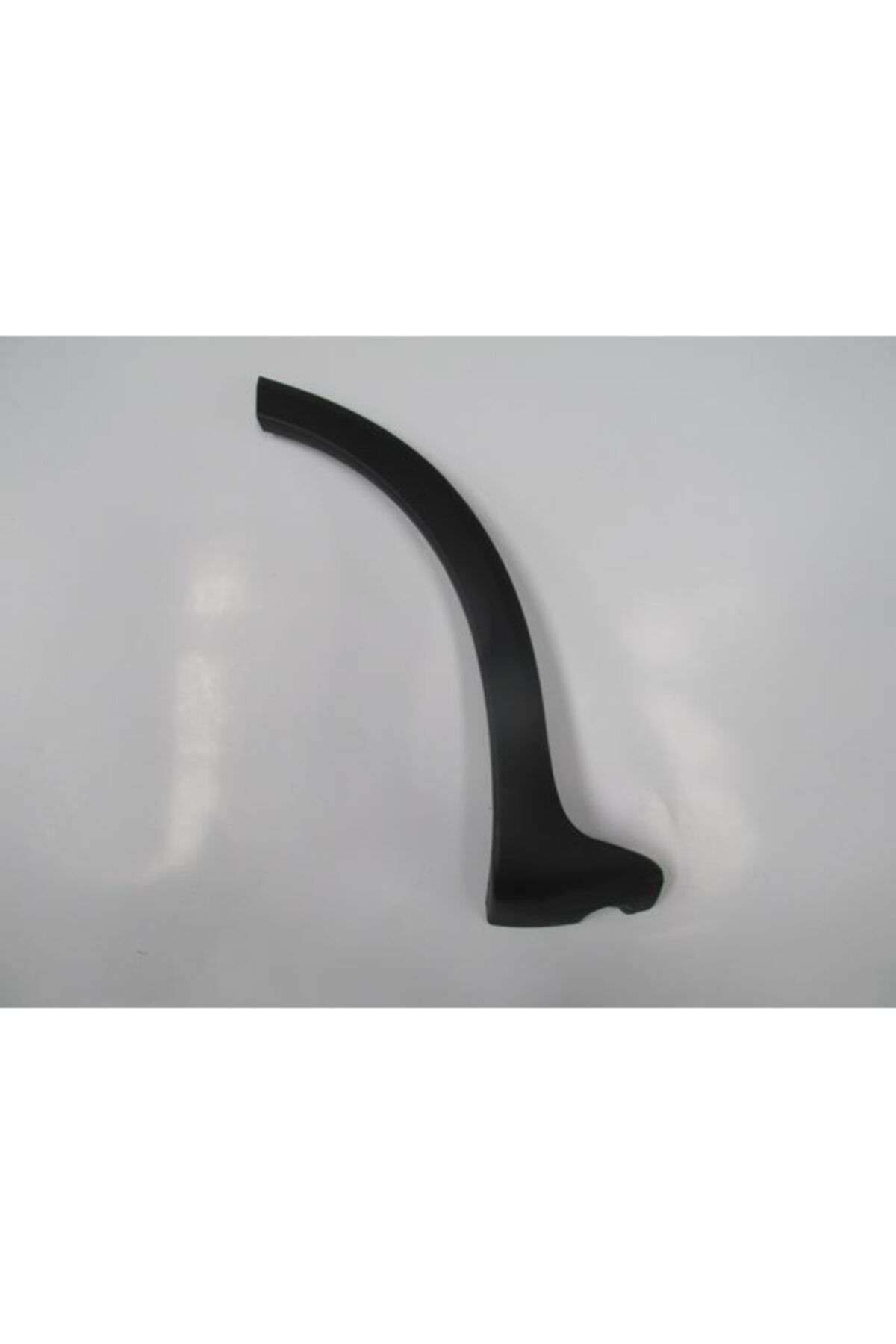 Opel Corsa- C- 04/06 Uyumlu ; Arka Çamurluk Ağzı Plastiği Sağ Siyah (5 Kapı)