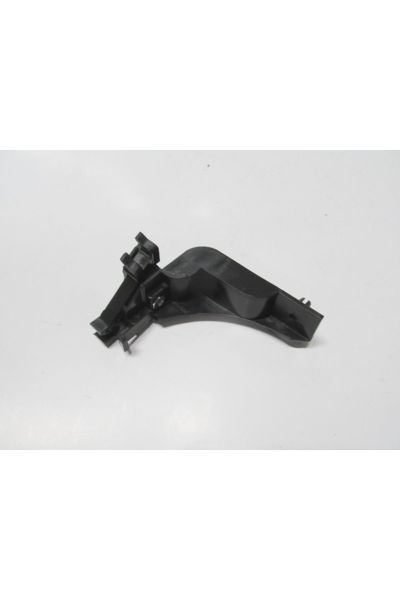 Toyota Yaris 02/06 Ön Tampon Braketi İç Sağ (Yan Kulağa Takılan) (Tw)