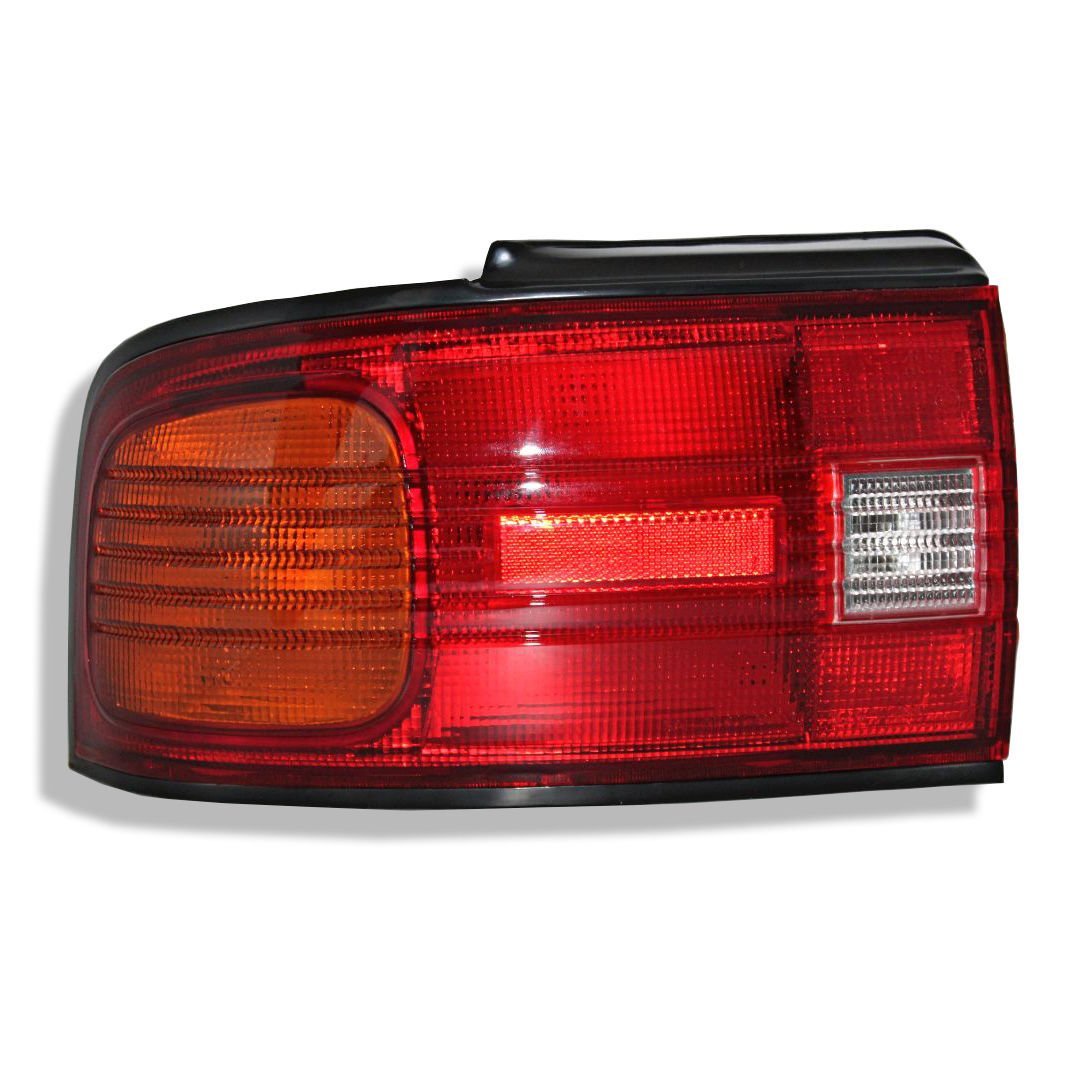 Mazda 323 Sedan 1990-1995 Sol Stop Lambası