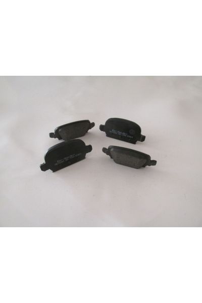 Opel Corsa- C- 00/03Uyumlu; Arka Fren Balatası 1,4cc (disk)(95,5x43,9x13,8)(bramax)-93176117