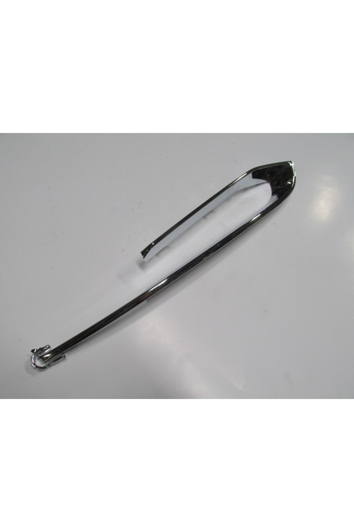 -ParçaAnında Bmw 5 Serı- F10- 13/16; Sis Lamba Kapağı Üst Nikelajı Sol (LUXURY) (TW) 51117331769