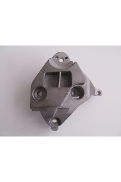 OEM NO 8200101849 UYUMLU RENAULT KANGOO 98/03 MOTOR ÜST BAĞLANTI KULAĞI (TAKOZ) (ALÜMİNYUM)