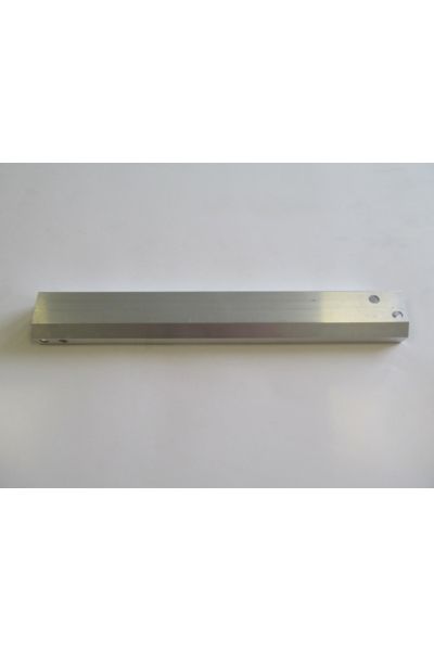 Mercedes A Class- W176- 11/16;uyumlu Ön Panel Bağlantı Braketi Sağ (BÜYÜK)